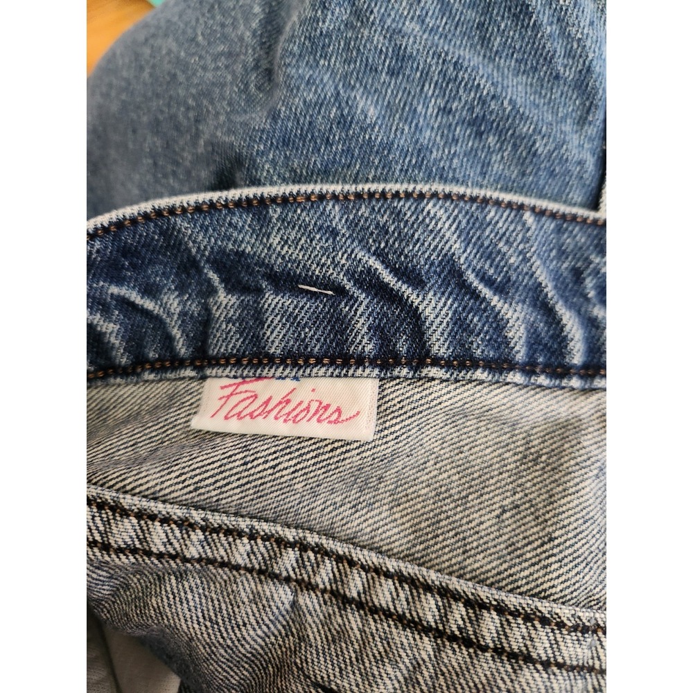 90s Mom Jorts - Picture 4 of 6